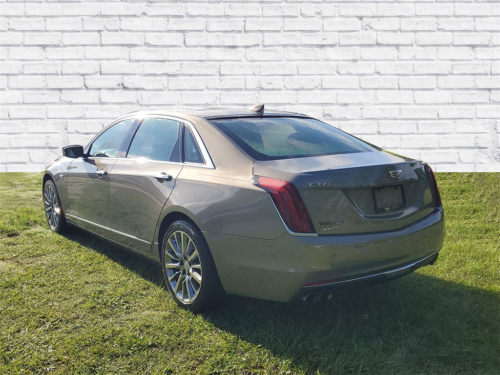 2018 Cadillac CT6 Luxury photo 3