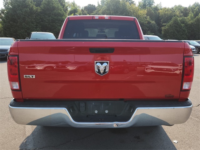 2022 Ram 1500 Classic SLT photo 4