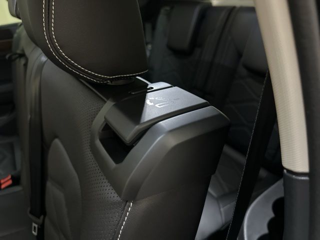 2026 Volkswagen Atlas SE Technology photo 29