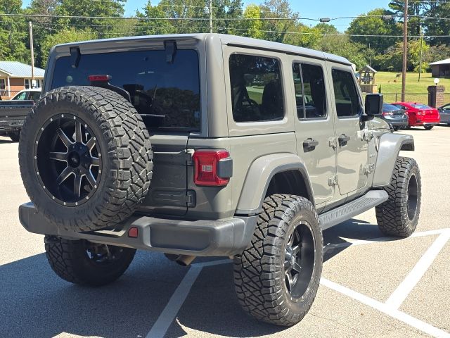 2020 Jeep Wrangler Unlimited Sahara photo 5