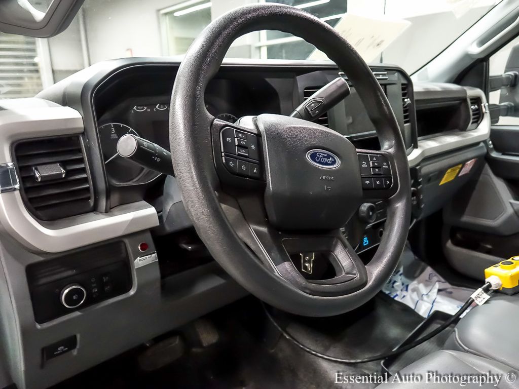 2023 FORD F-450 - Image 10