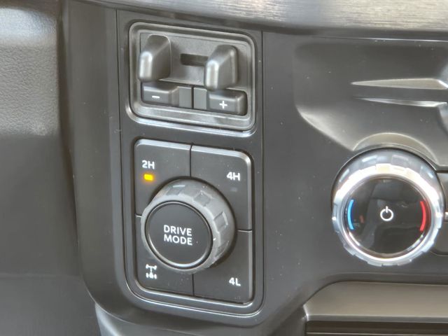 2026 Ford F-250 Lariat photo 13