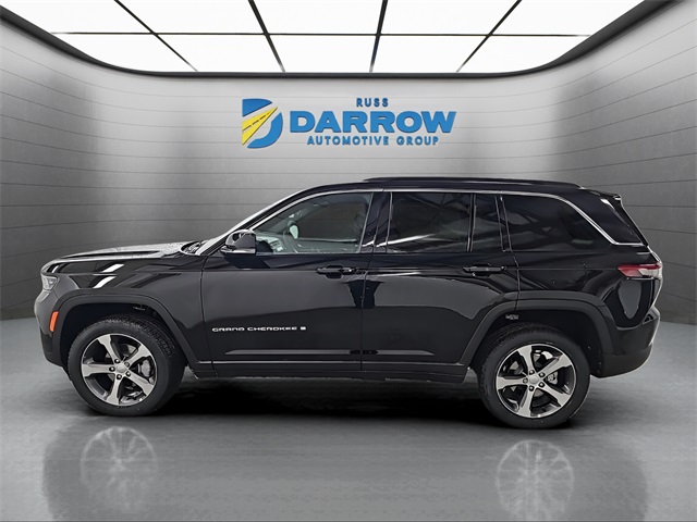 2025 Jeep Grand Cherokee Limited photo 2