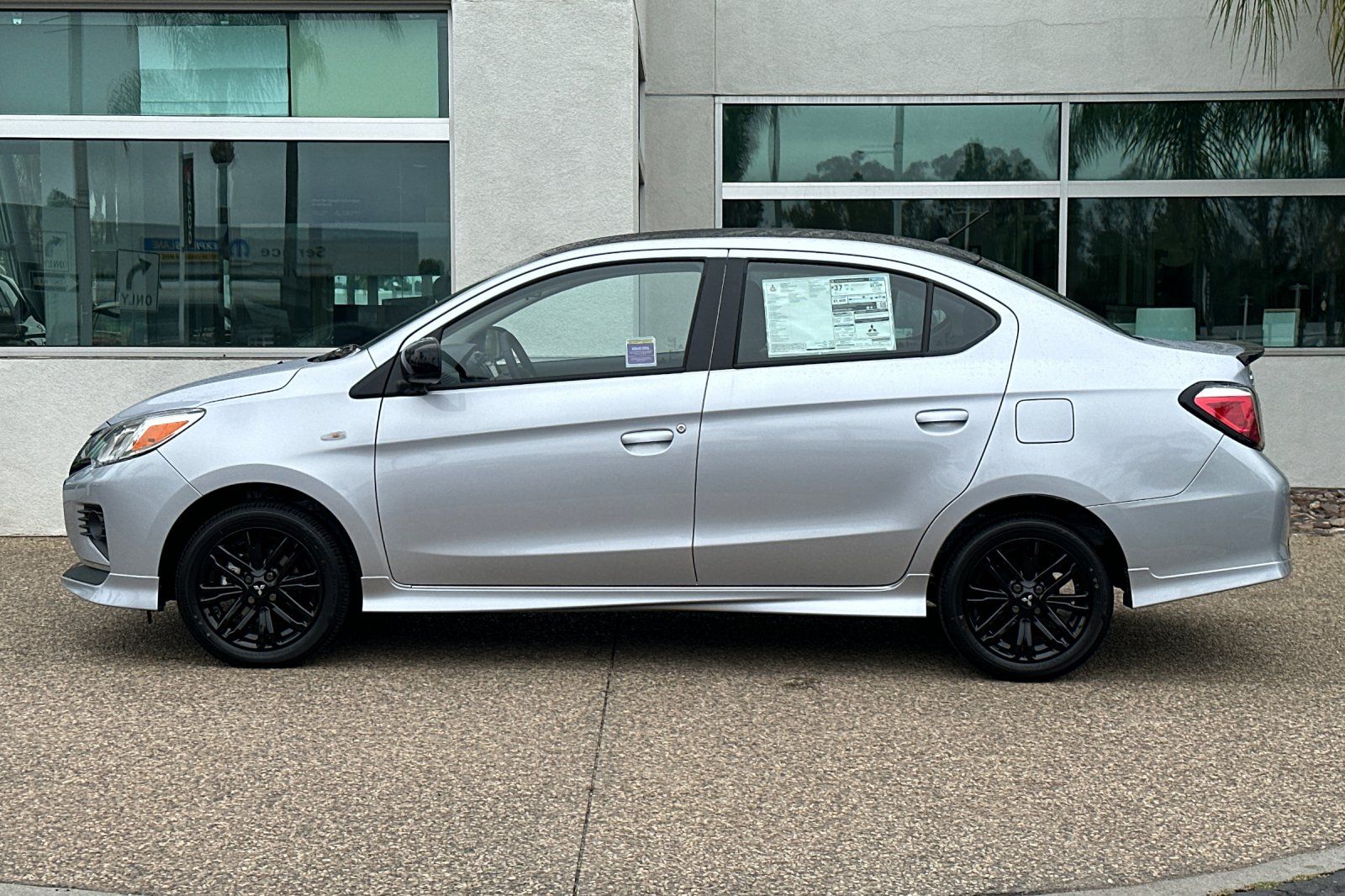2024 Mitsubishi Mirage G4 Black Edition photo 7