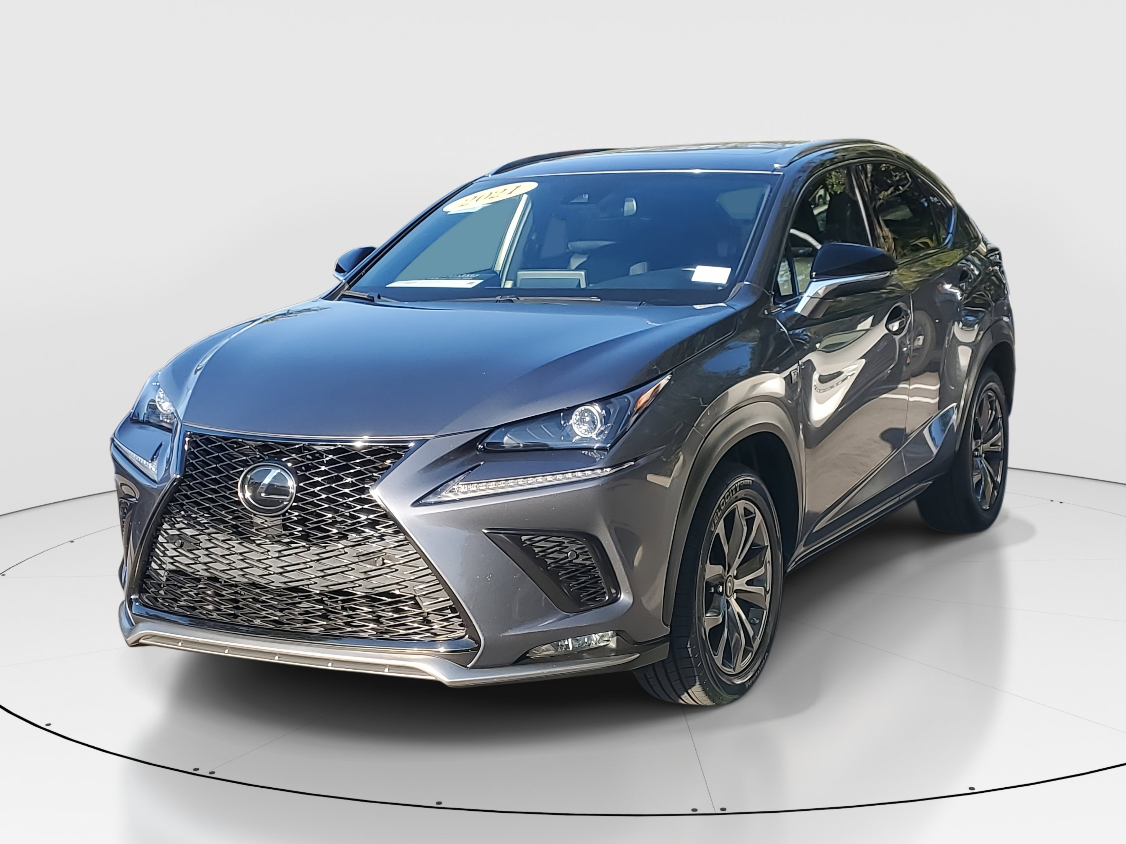 2021 Lexus NX 300 F SPORT photo 4