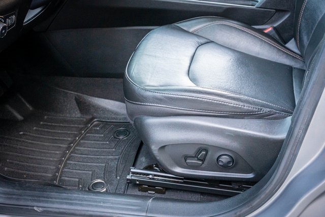 2022 Jeep Compass Latitude Lux photo 13