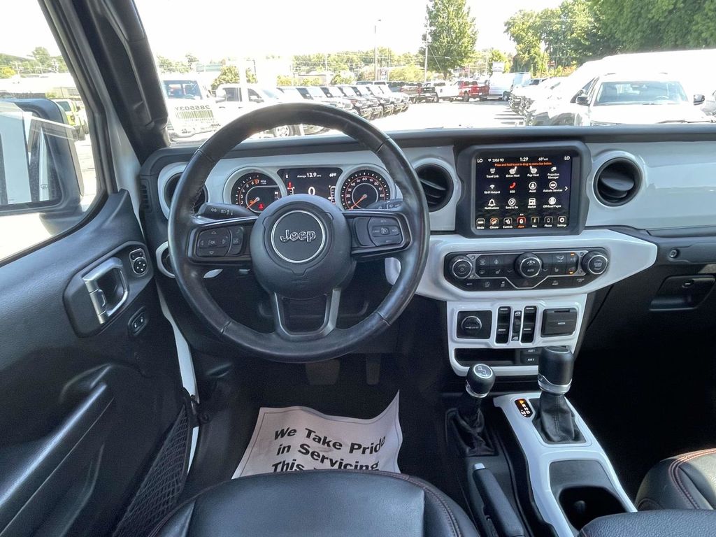 2021 Jeep Gladiator Sport photo 19