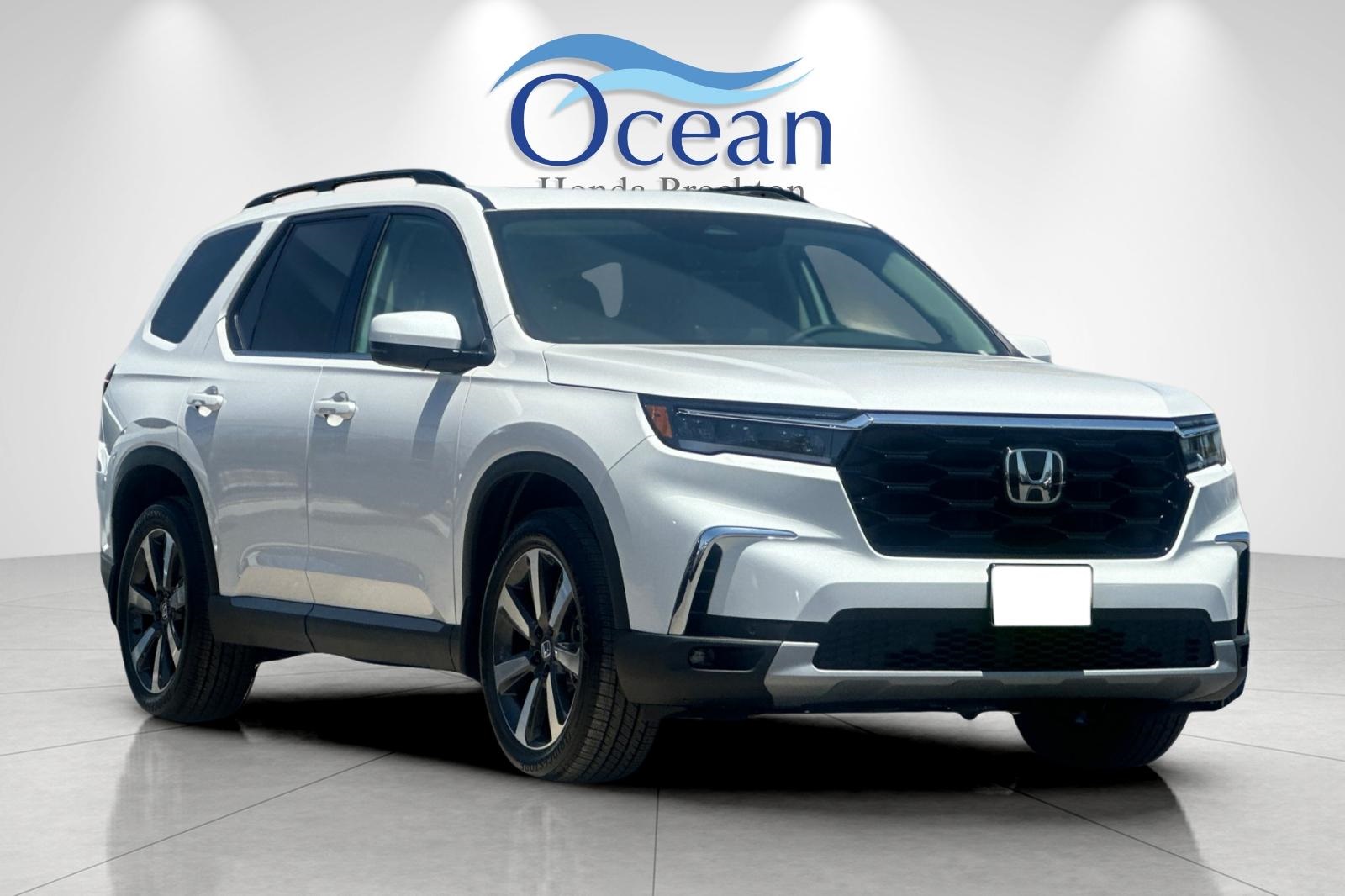 2025 Honda Pilot Touring photo 4
