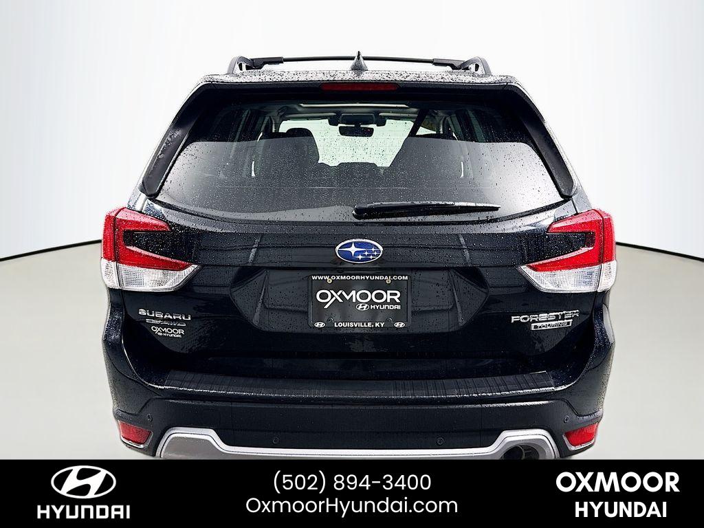 2021 Subaru Forester Touring photo 5
