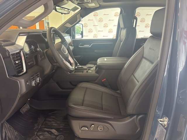 2025 Gmc Sierra 2500 HD Denali photo 3