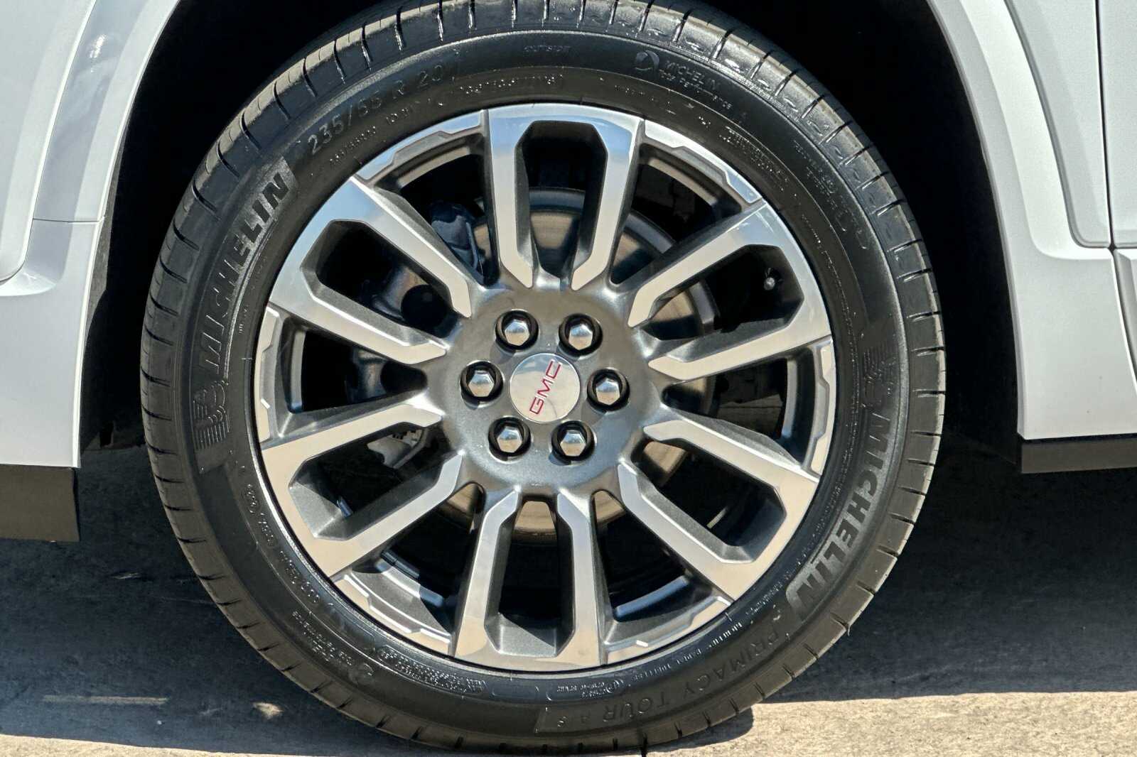 2022 Gmc Acadia Denali photo 32