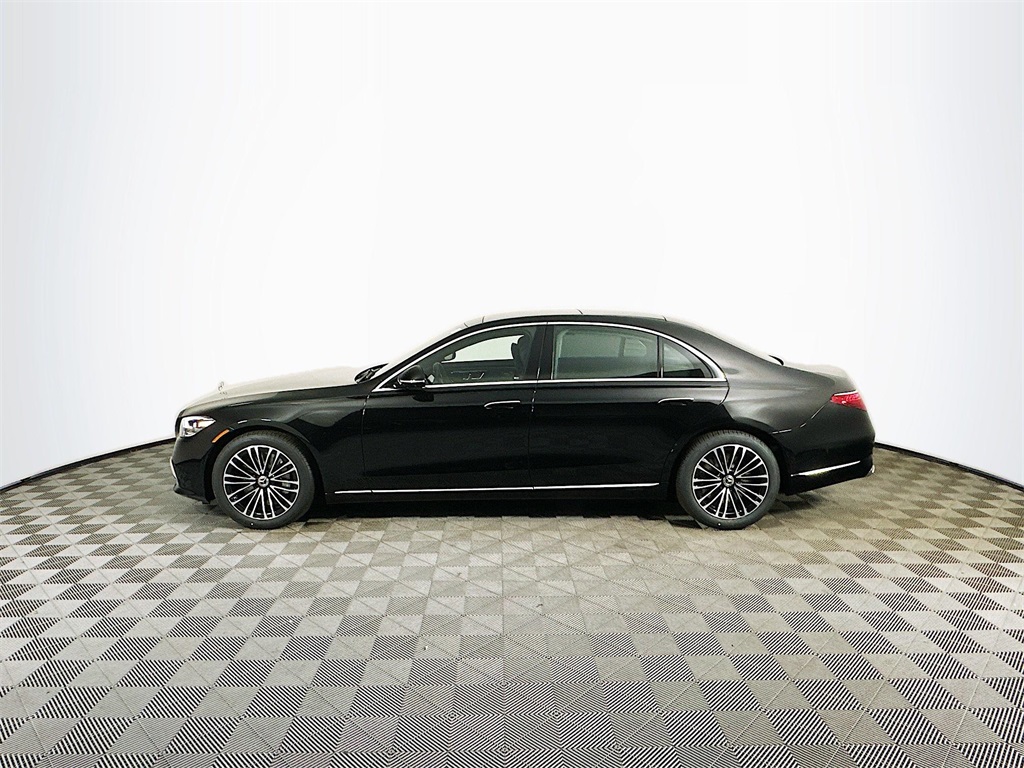 2026 Mercedes Benz S 580 4MATIC photo 3