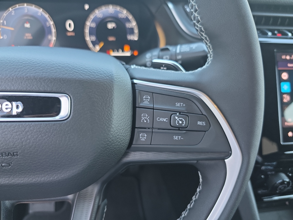 2025 Jeep Grand Cherokee Altitude X photo 15