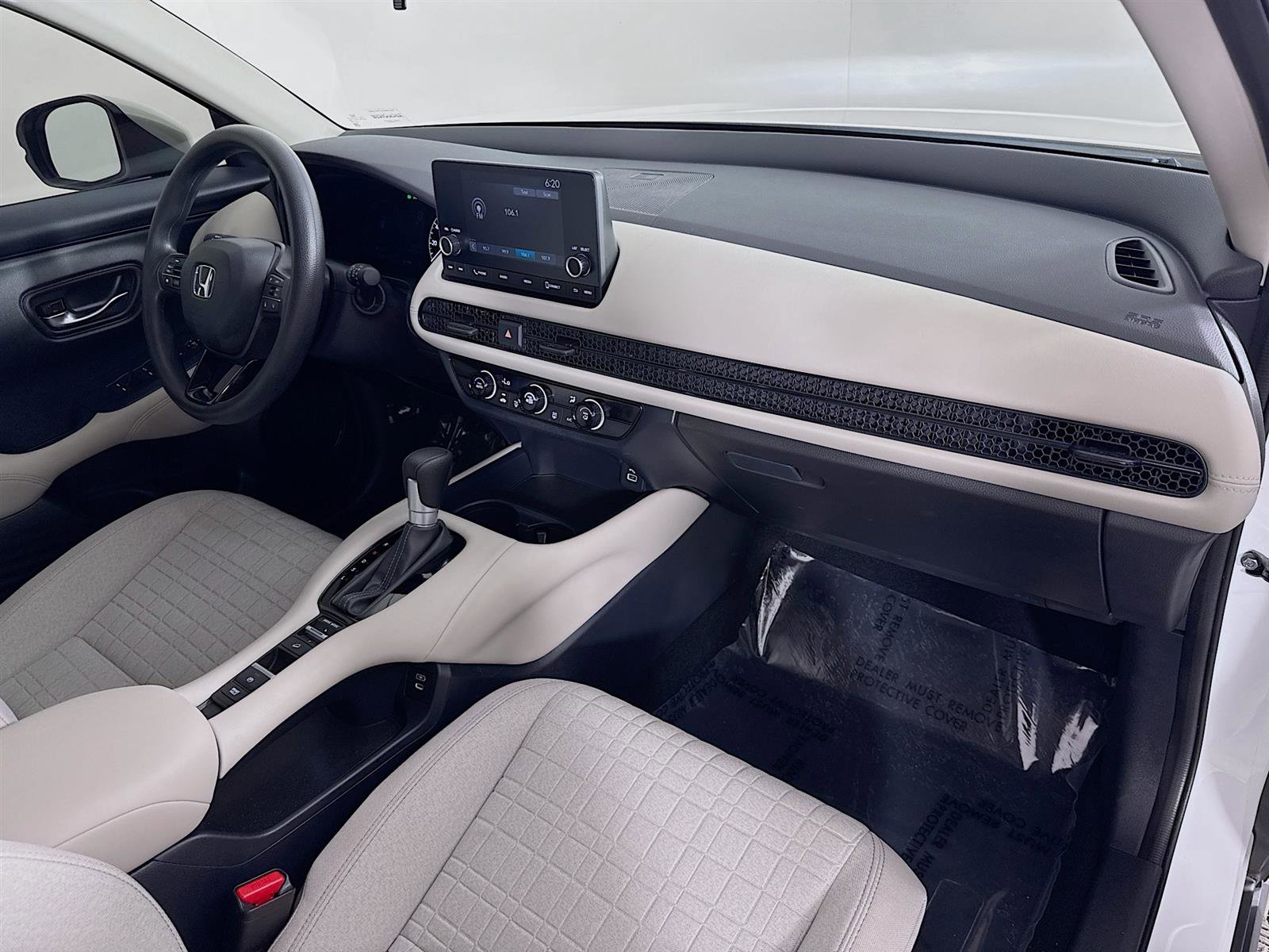 2024 Honda HR-V LX photo 25