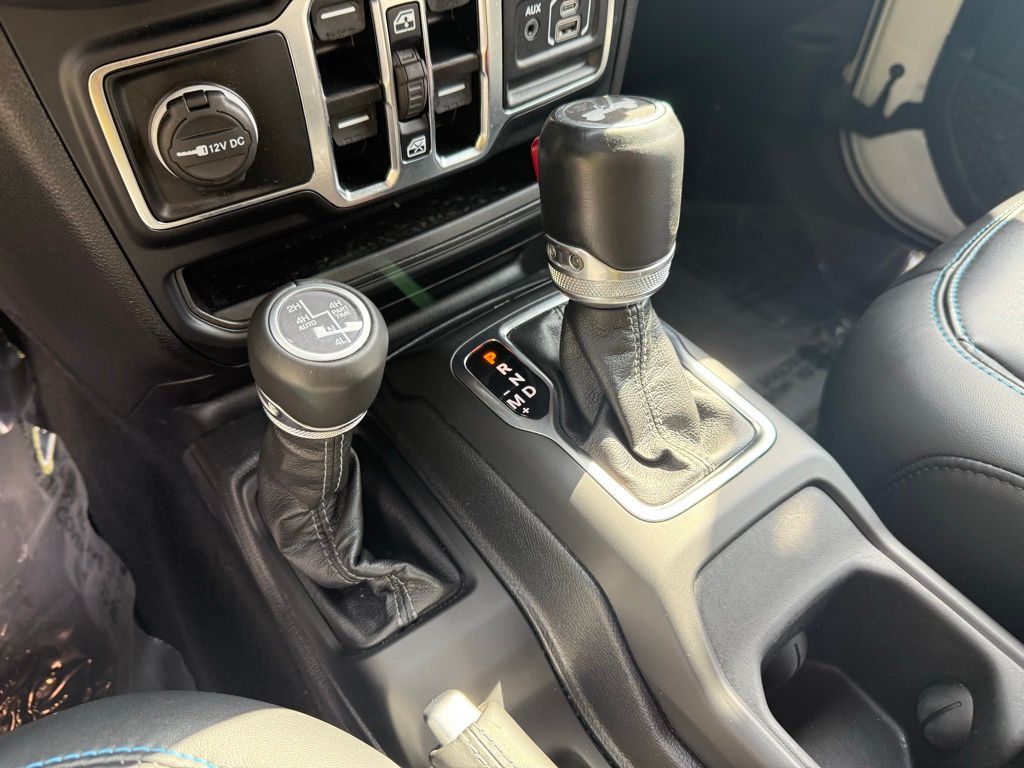 2024 Jeep Wrangler High Altitude 4xe photo 17