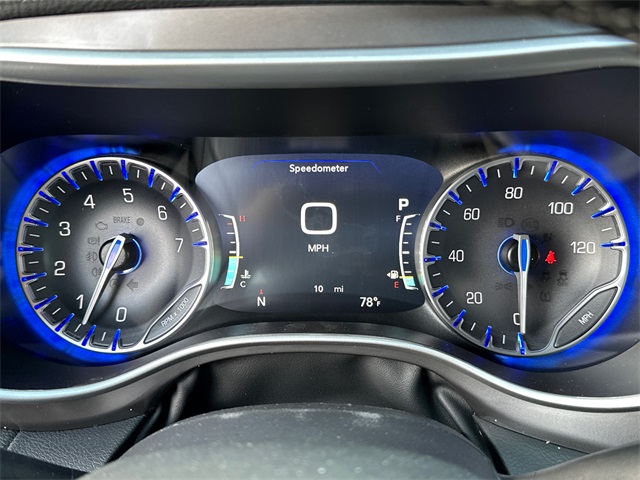 2025 Chrysler Pacifica photo 34