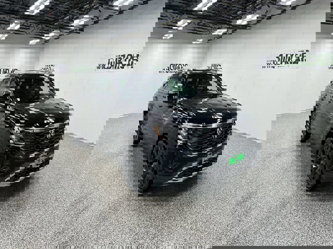 2026 Volkswagen Atlas Cross Sport SE w/Tech's photo