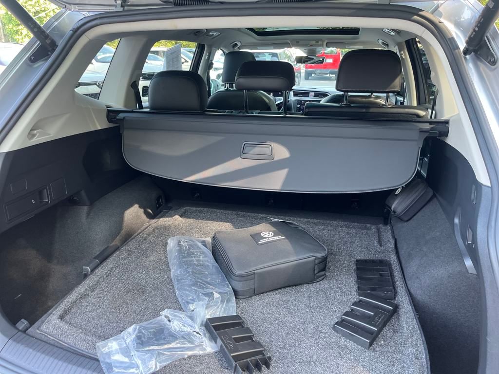 2022 Volkswagen Tiguan SE photo 16