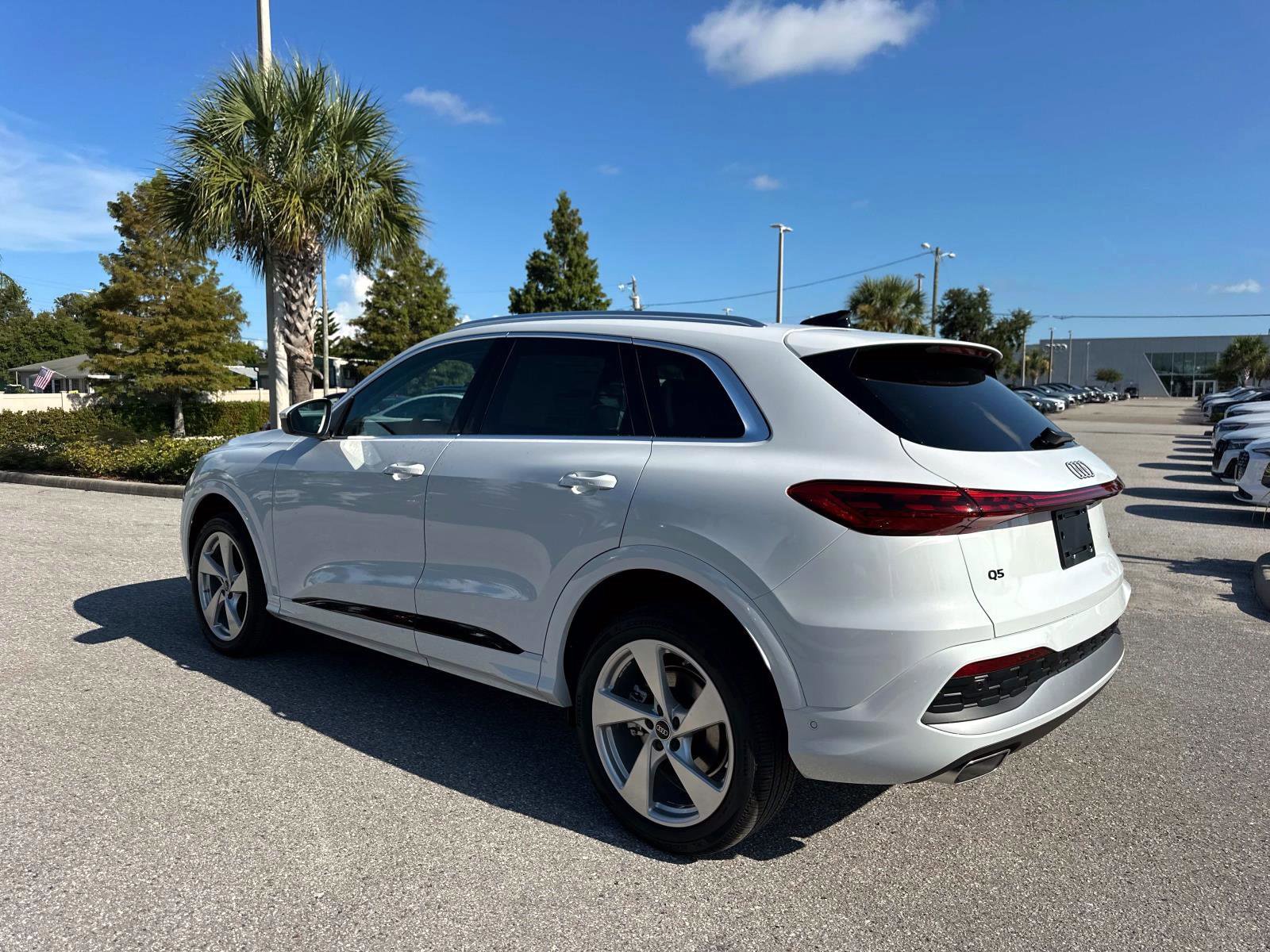 2025 Audi Q5 Premium Plus photo 5