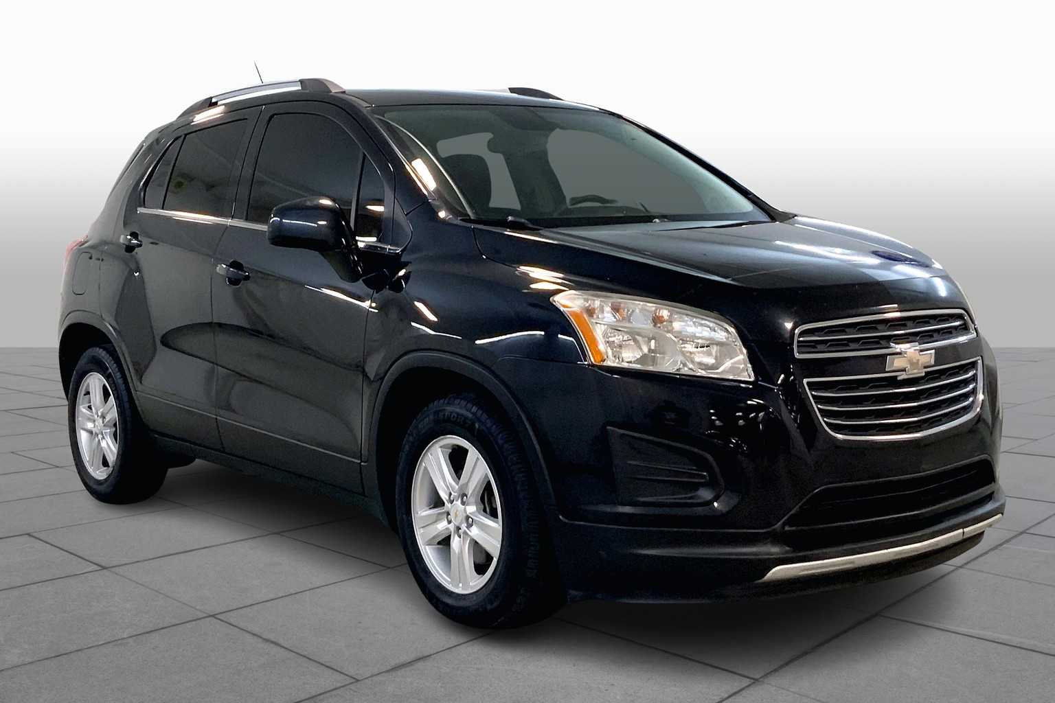 Used 2016 Chevrolet Trax LT with VIN KL7CJLSB2GB535644 for sale in Kansas City