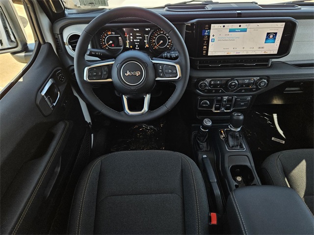 2025 Jeep Wrangler Sahara photo 13