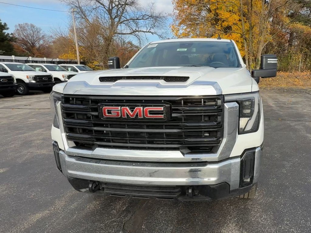 2026 Gmc Sierra 3500 HD photo 3