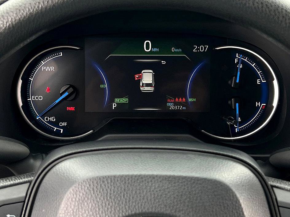 2024 Toyota RAV4 Hybrid XLE photo 10