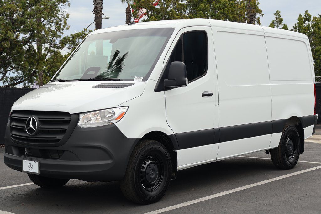 2025 Mercedes-Benz Sprinter Cargo Van Base's photo