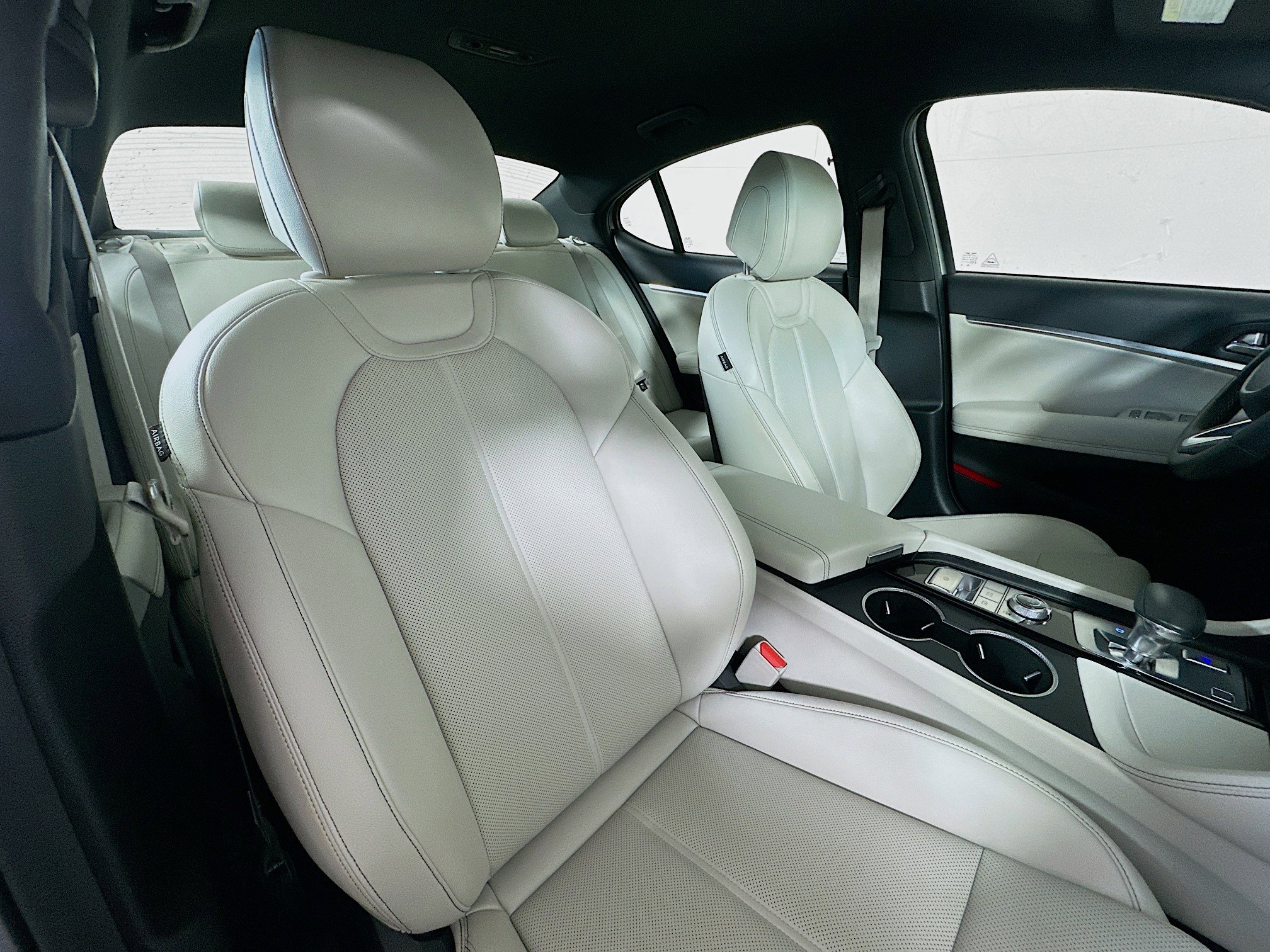 2025 Genesis G70 2.5T photo 26