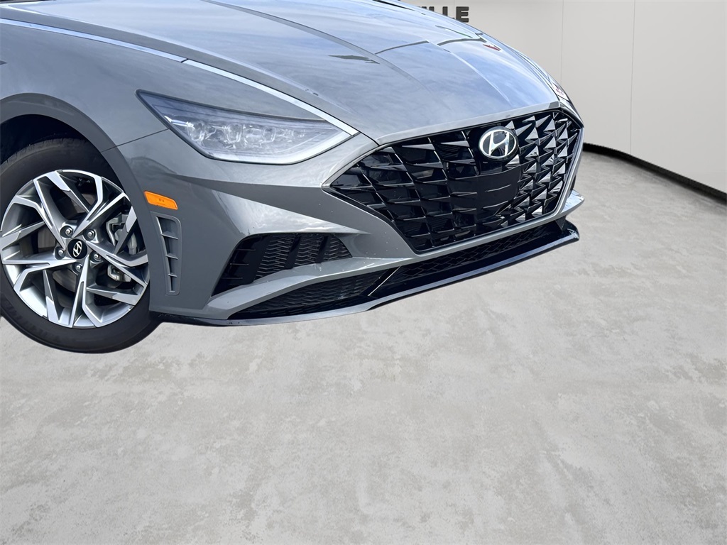 2023 Hyundai Sonata SEL photo 3