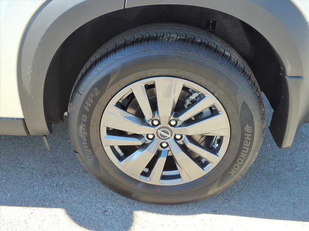 2025 Nissan Pathfinder S photo 4