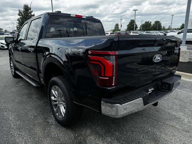 2025 Ford F-150 Lariat photo 3
