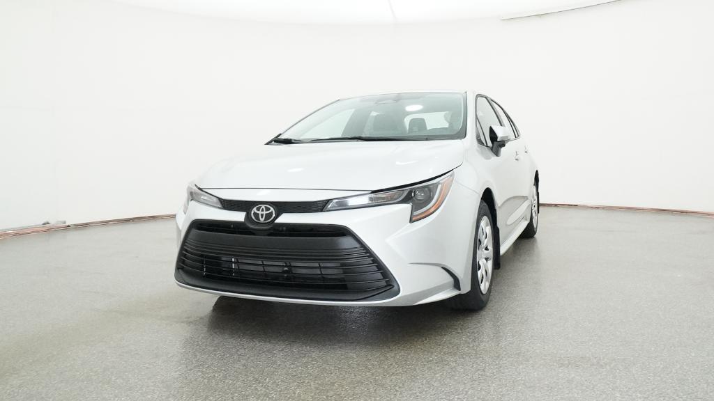 2026 Toyota Corolla LE photo 4