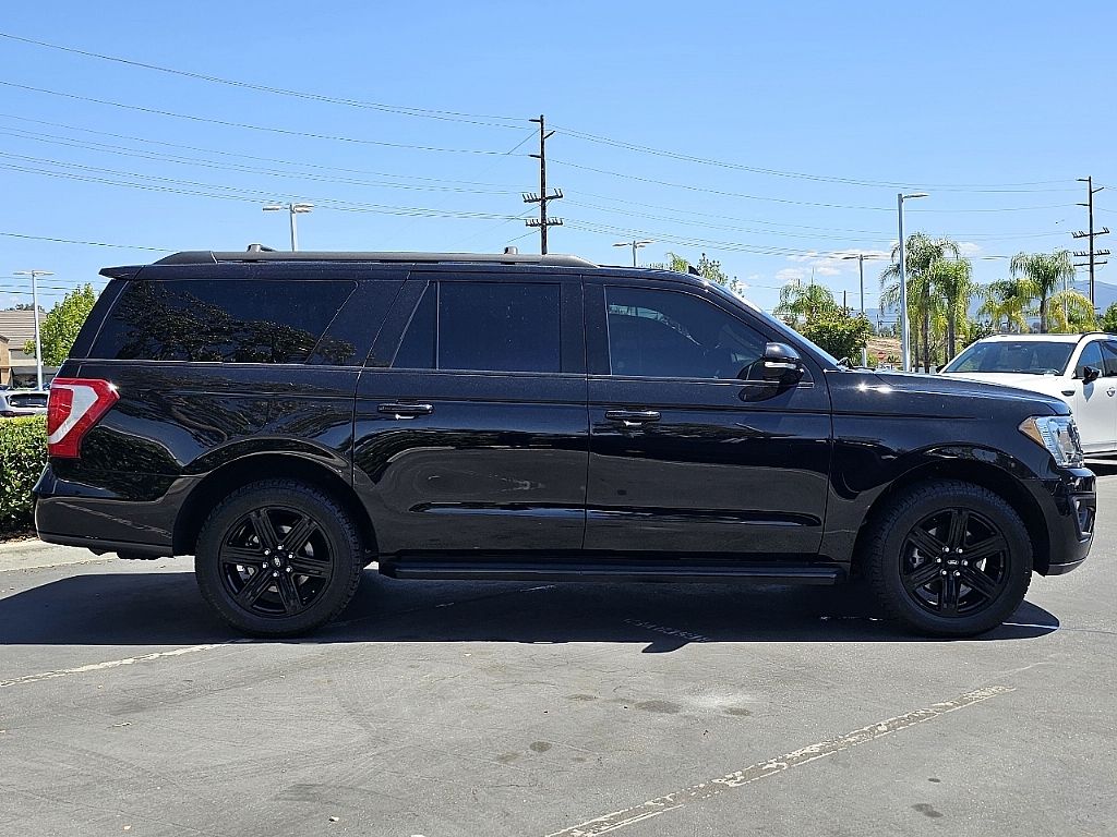 2021 Ford Expedition MAX XLT photo 18
