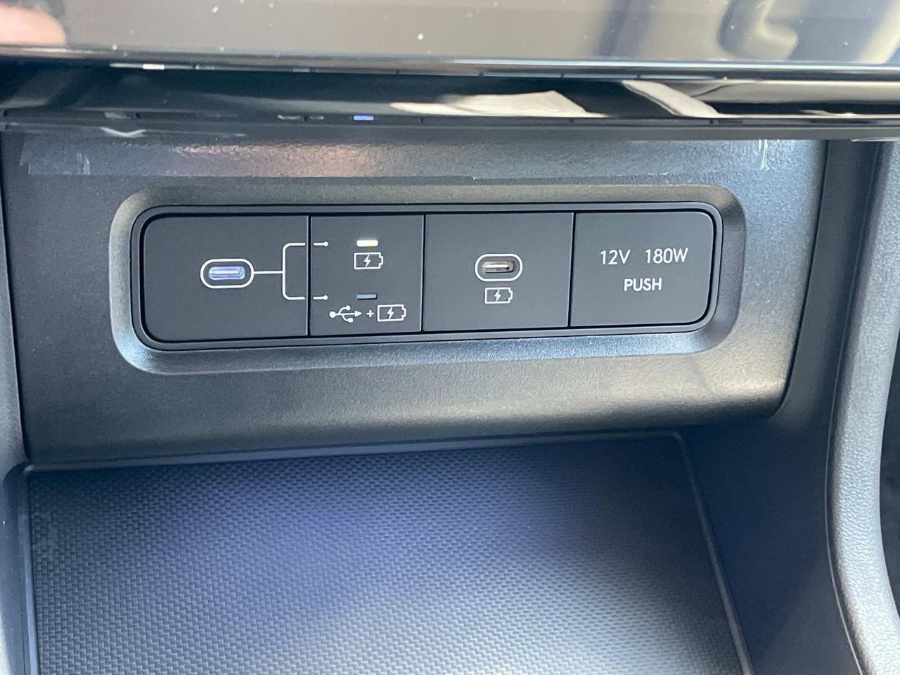 2025 Hyundai Tucson Hybrid SEL Convenience photo 9