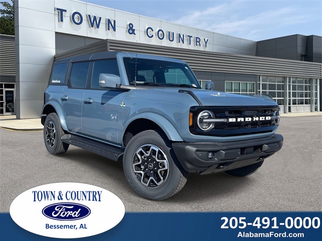 2025 Ford Bronco 4-Door Outer Banks's photo