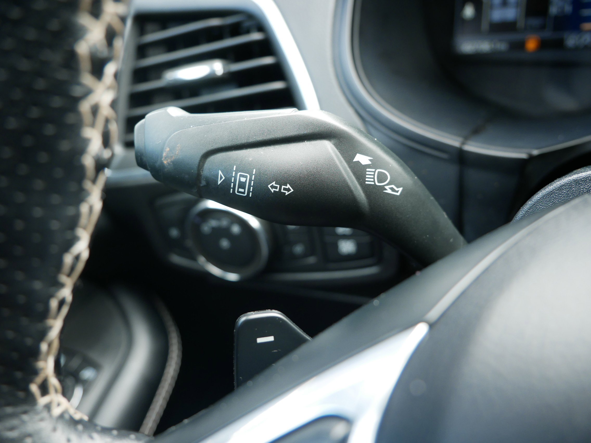 2022 Ford Edge ST photo 20