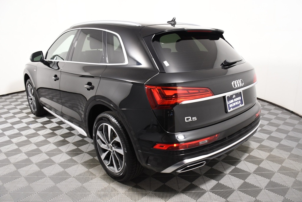 2022 Audi Q5 45 S line Premium photo 3