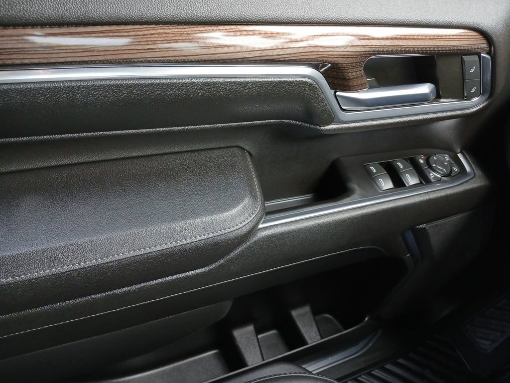 2024 Chevrolet Silverado 2500HD LT photo 21