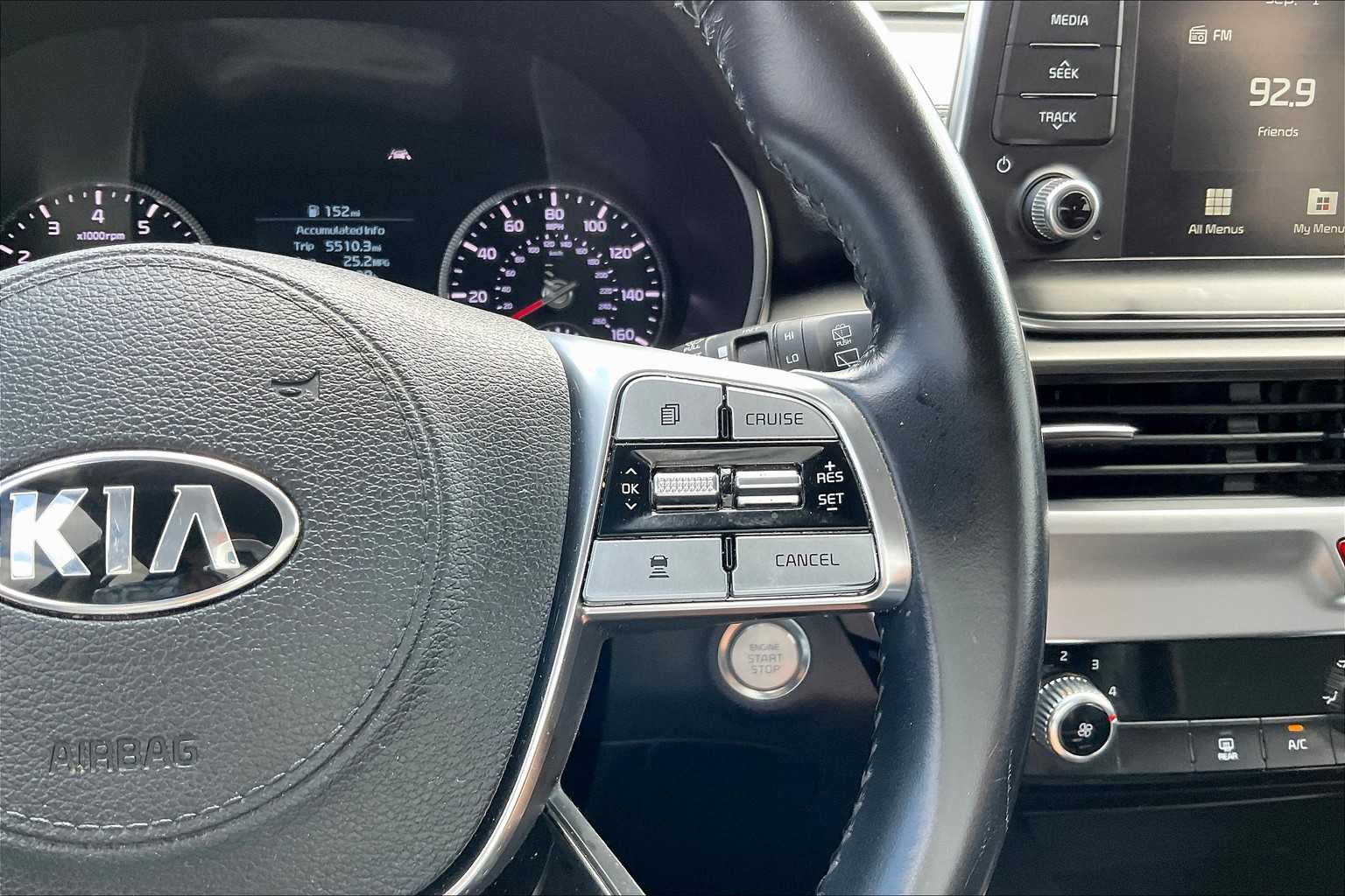 2021 Kia Telluride LX photo 22
