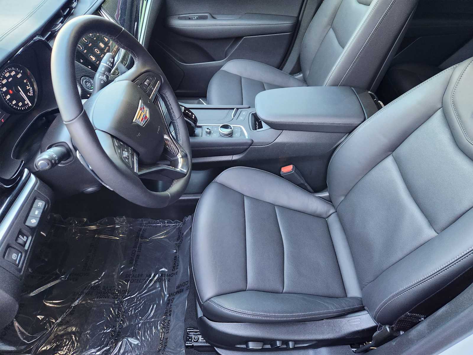 2025 Cadillac XT5 Sport photo 7