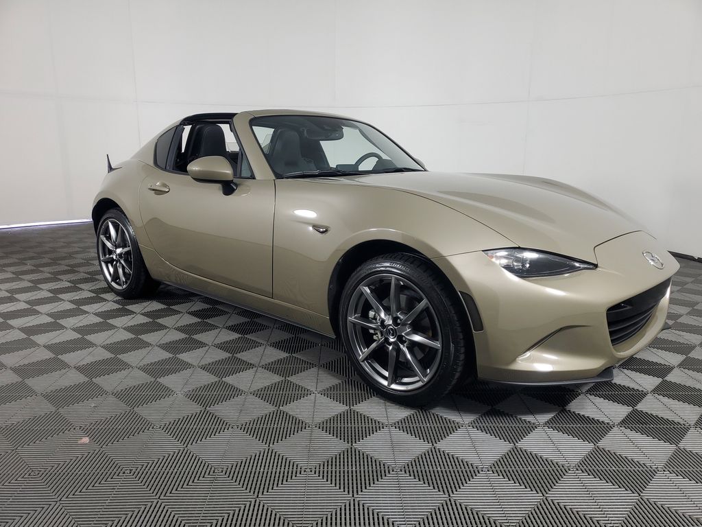 2023 Mazda MX-5 Miata RF Miata Grand Touring photo 2