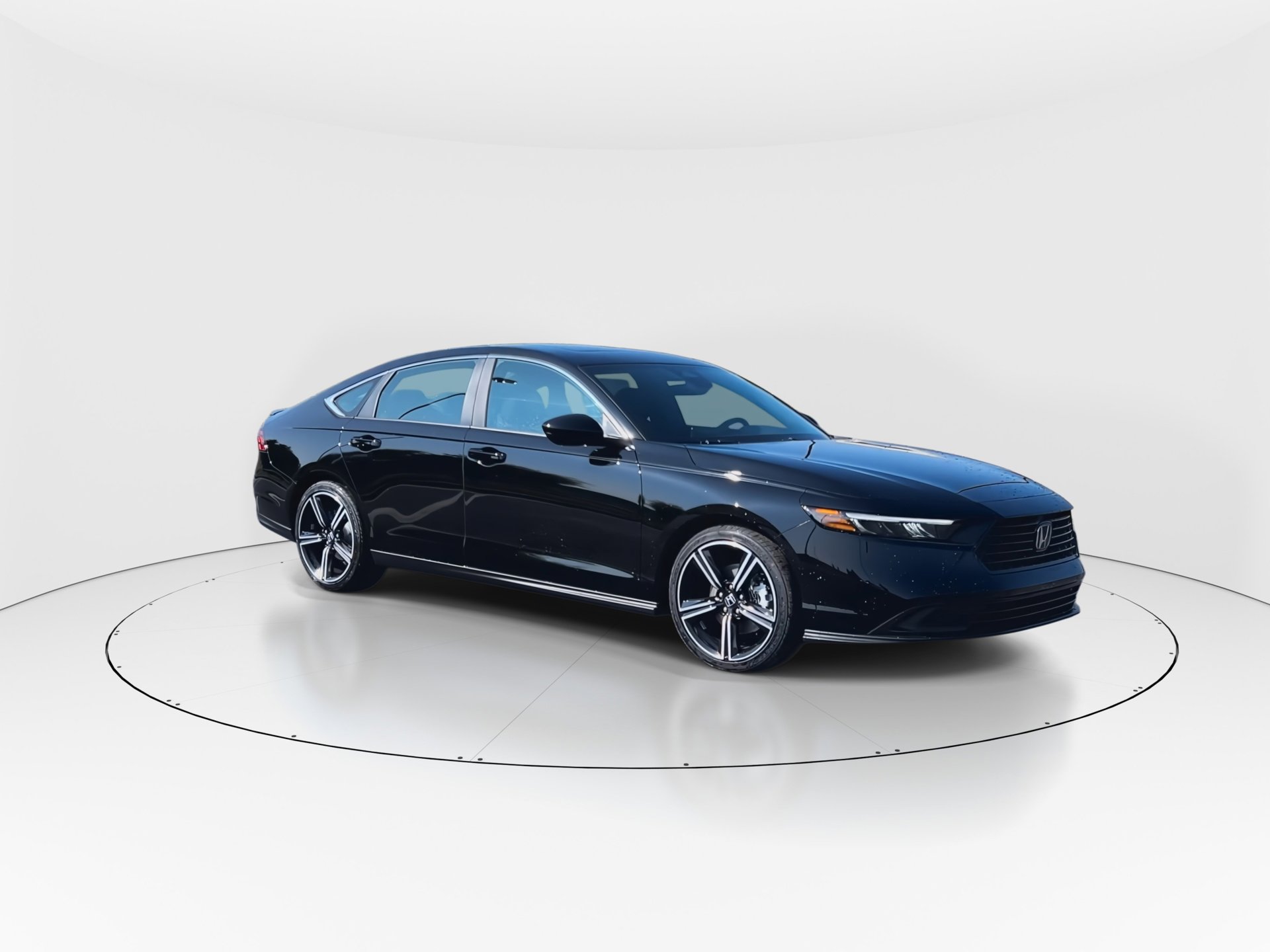 2025 Honda Accord Hybrid Sport photo 2