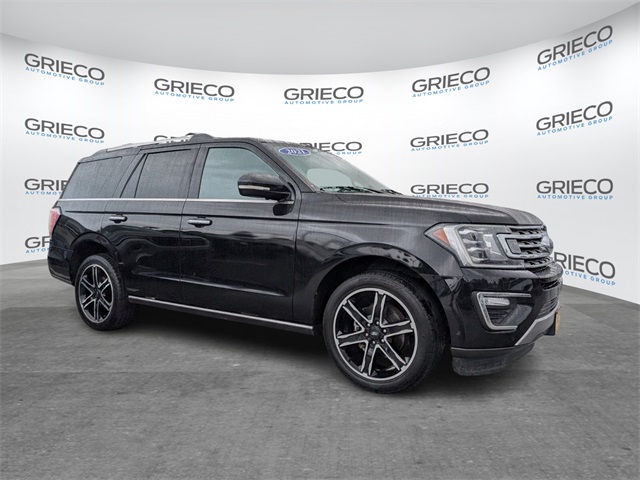 2021 Ford Expedition Limited's photo