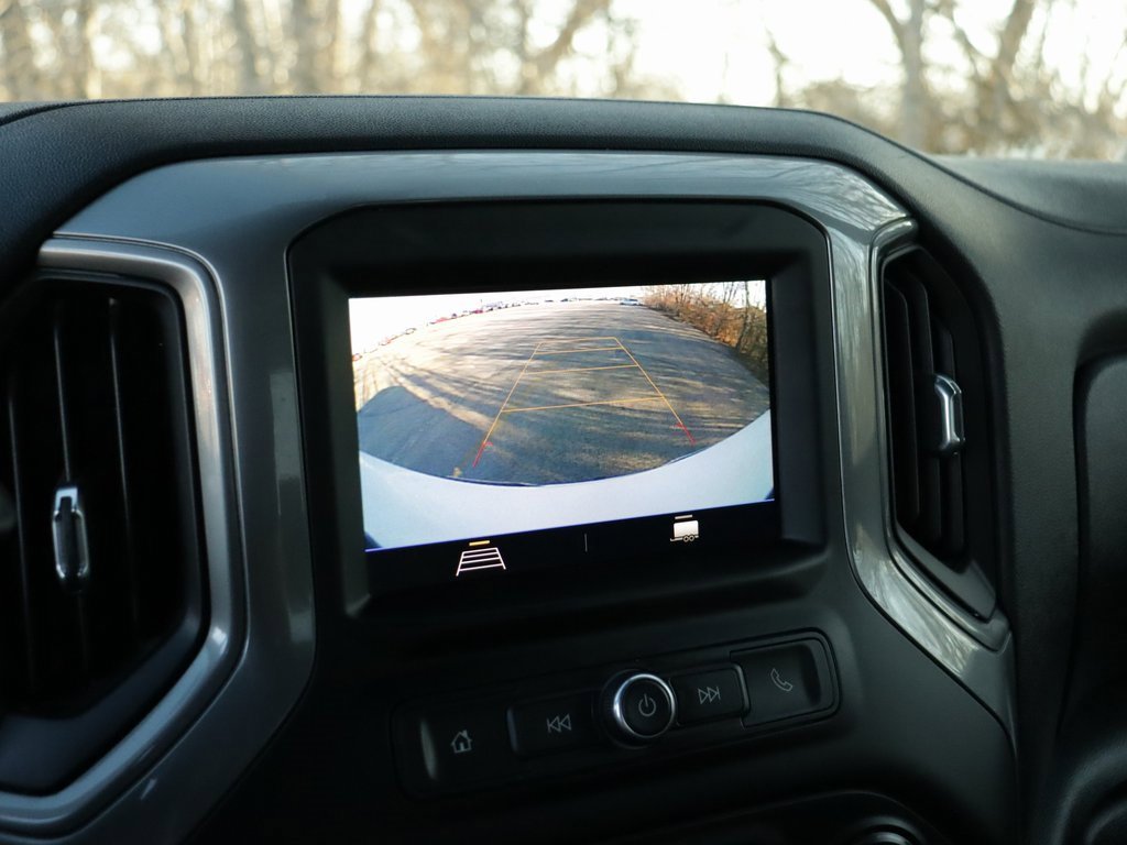 2022 Chevrolet Silverado 1500 Custom photo 15