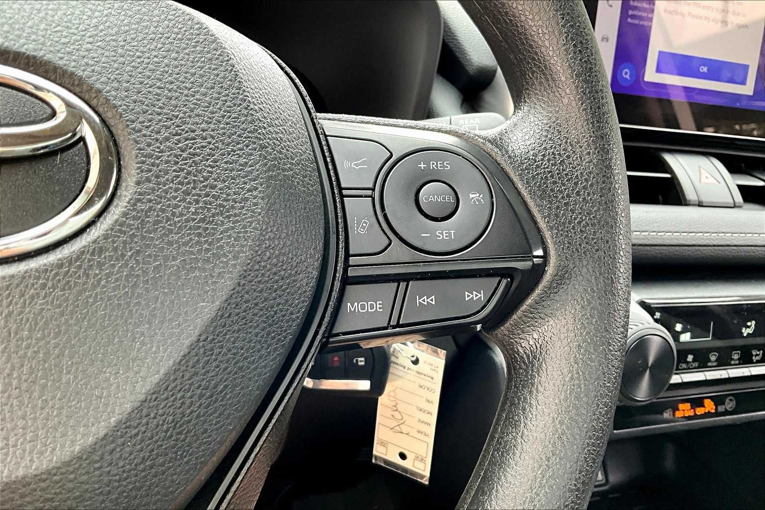 2025 Toyota RAV4 LE photo 15