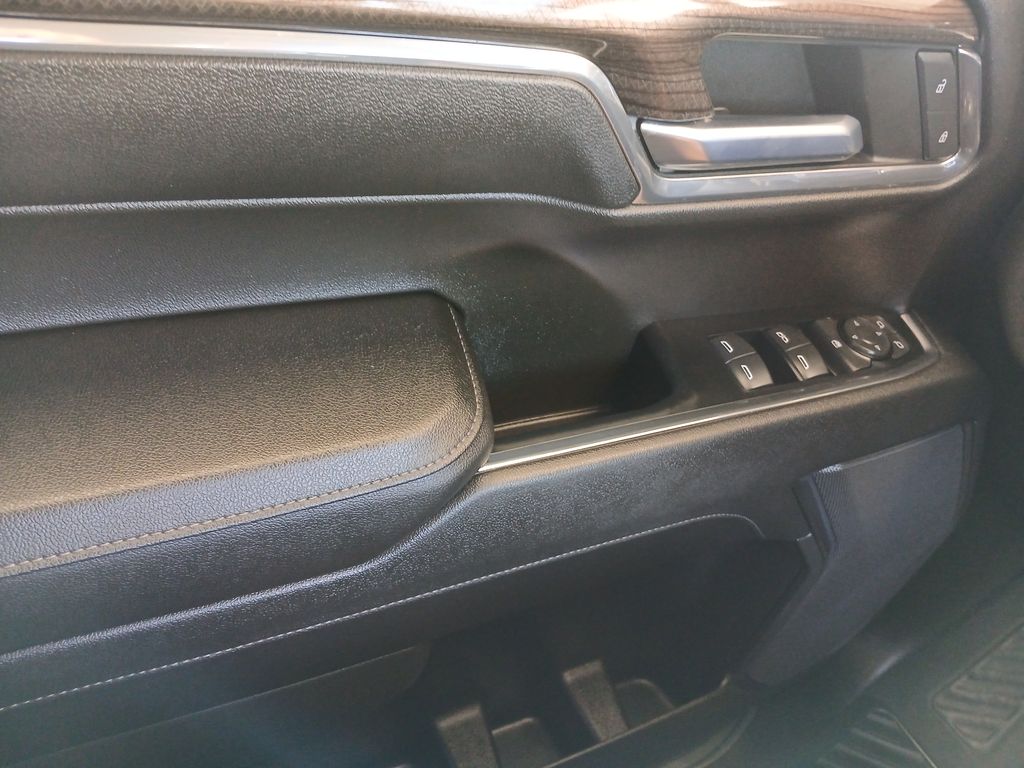 2023 Chevrolet Silverado 1500 LT photo 21