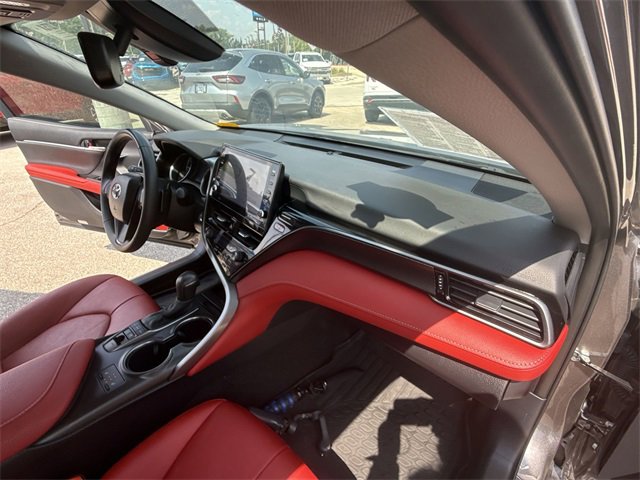 2024 Toyota Camry Hybrid XSE photo 19