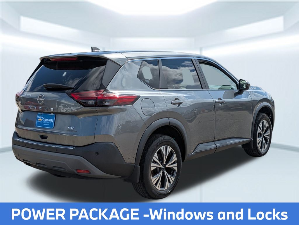 2023 Nissan Rogue SV photo 4