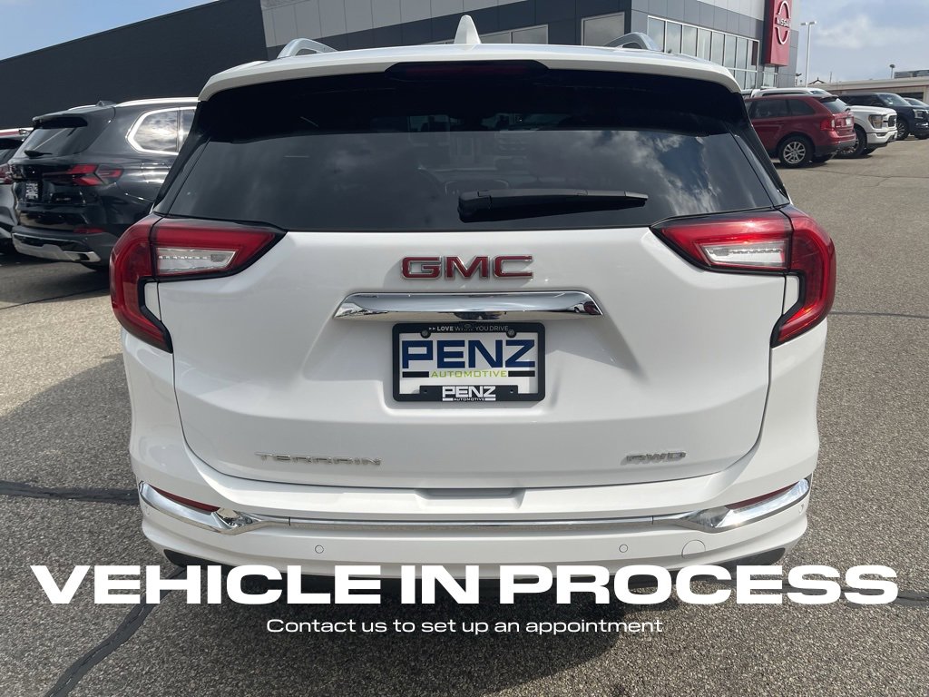 2022 Gmc Terrain Denali photo 3